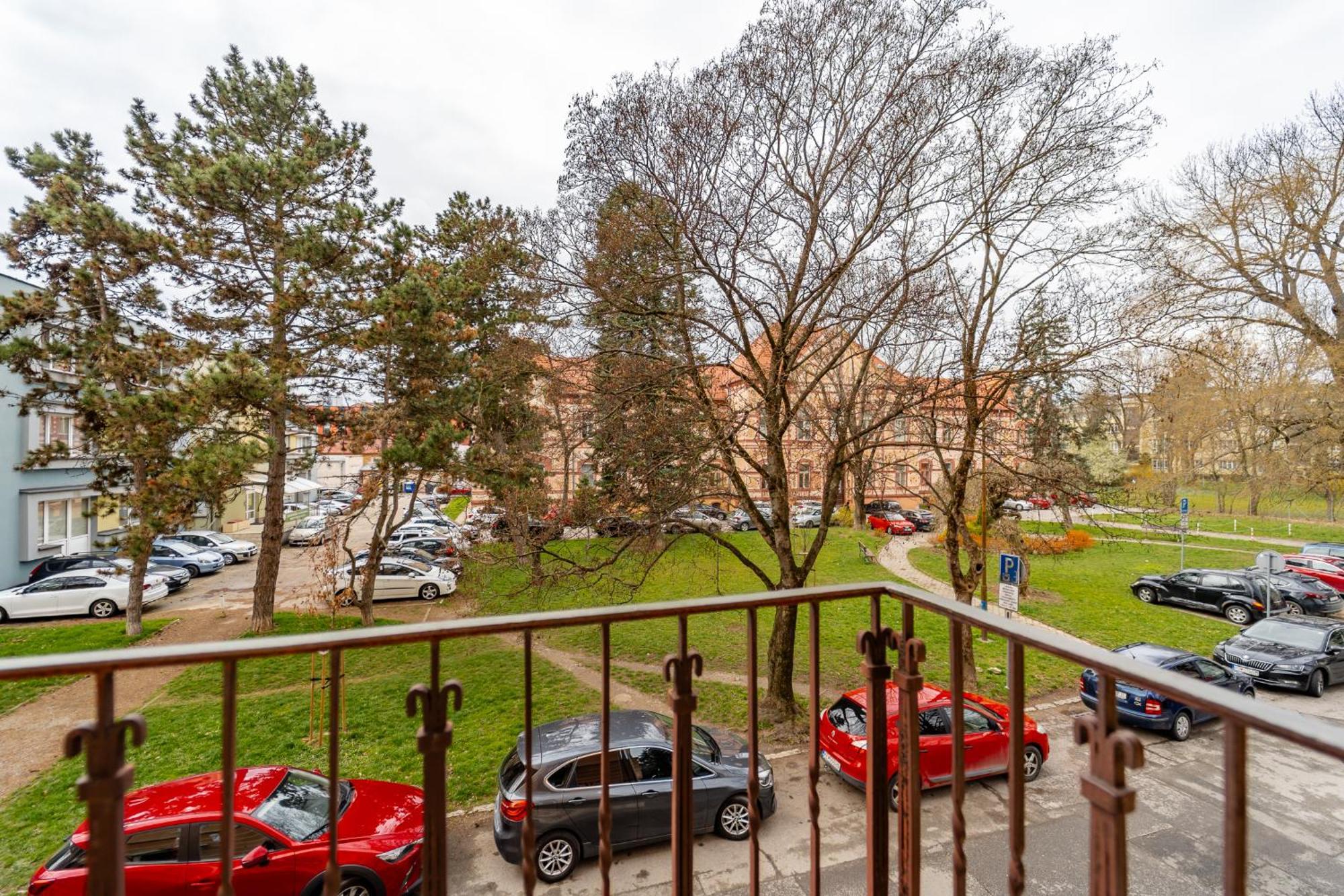 Ah Park Angelinum Lägenhet Košice Exteriör bild